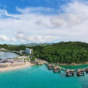 https://royalton-antigua-resort-and-spa.comcaribbean.com